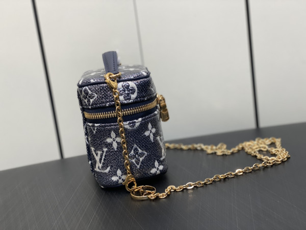 LOUIS VUITTON Micro VANITY Nano [C1M6P-092728] CELINE CHANEL ACCESSORIES LOEWE SHOES LOUIS VUITTON DIRO YSL OTHER BRAND HANDBAGS BALENCIAGA BOTTEGA VENETA GOYARD HERMES BURBERRY VALENTINO GUCCI FENDI MIUMIU CHLOE PRADA BVLGARI SUITCASE NEW ARRIVAL 