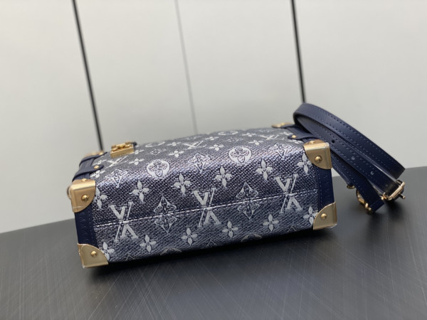LOUIS VUITTON SIDE TRUNK MM [M22944] CELINE CHANEL ACCESSORIES LOEWE SHOES LOUIS VUITTON DIRO YSL OTHER BRAND HANDBAGS BALENCIAGA BOTTEGA VENETA GOYARD HERMES BURBERRY VALENTINO GUCCI FENDI MIUMIU CHLOE PRADA BVLGARI SUITCASE NEW ARRIVAL 