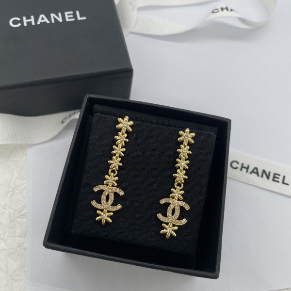 (image for) CL EARRINGS