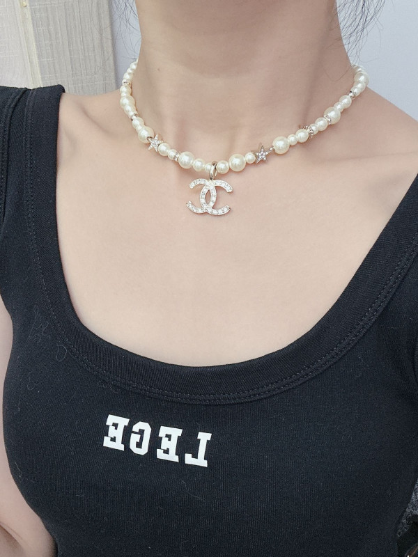 (image for) CL NECKLACE