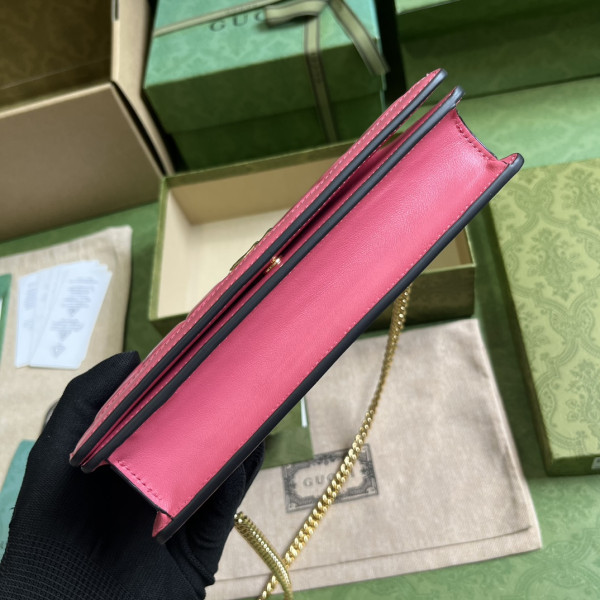 (image for) GUCCI GG MATELASS? CHAIN WALLET