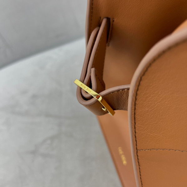 THE ROW MARGAUX 17 [C1M41-100450] CELINE CHANEL ACCESSORIES LOEWE SHOES LOUIS VUITTON DIRO YSL OTHER BRAND HANDBAGS BALENCIAGA BOTTEGA VENETA GOYARD HERMES BURBERRY VALENTINO GUCCI FENDI MIUMIU CHLOE PRADA BVLGARI SUITCASE NEW ARRIVAL 