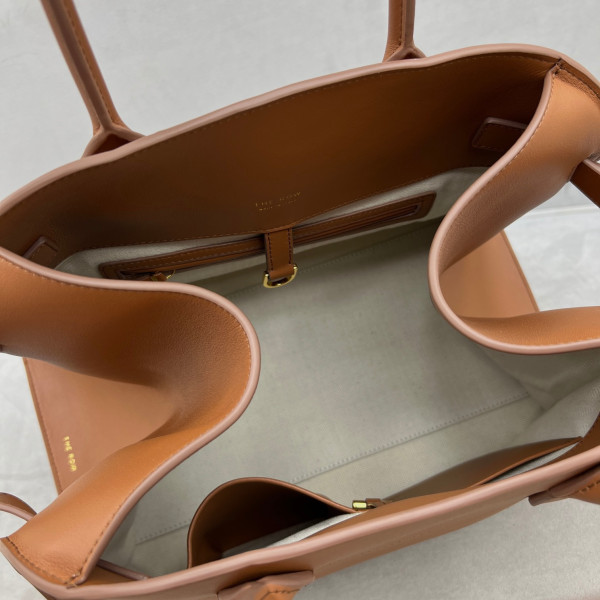 THE ROW MARGAUX 17 [C1M41-100450] CELINE CHANEL ACCESSORIES LOEWE SHOES LOUIS VUITTON DIRO YSL OTHER BRAND HANDBAGS BALENCIAGA BOTTEGA VENETA GOYARD HERMES BURBERRY VALENTINO GUCCI FENDI MIUMIU CHLOE PRADA BVLGARI SUITCASE NEW ARRIVAL 
