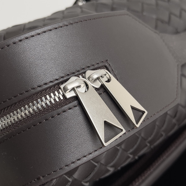 BOTTEGA VENETA Arco Backpack [C1M41-090355] CELINE CHANEL ACCESSORIES LOEWE SHOES LOUIS VUITTON DIRO YSL OTHER BRAND HANDBAGS BALENCIAGA BOTTEGA VENETA GOYARD HERMES BURBERRY VALENTINO GUCCI FENDI MIUMIU CHLOE PRADA BVLGARI SUITCASE NEW ARRIVAL 