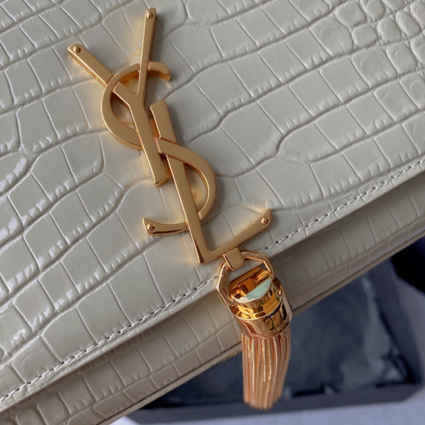 YSL KATE MEDIUM [C1M1Y-081718] CELINE CHANEL ACCESSORIES LOEWE SHOES LOUIS VUITTON DIRO YSL OTHER BRAND HANDBAGS BALENCIAGA BOTTEGA VENETA GOYARD HERMES BURBERRY VALENTINO GUCCI FENDI MIUMIU CHLOE PRADA BVLGARI SUITCASE NEW ARRIVAL 