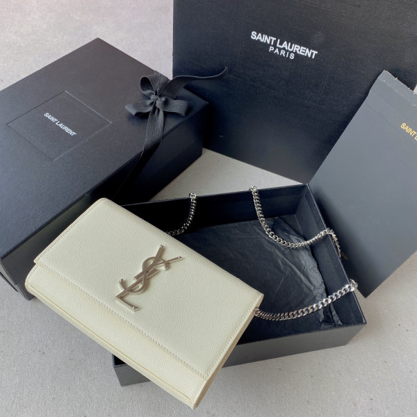 YSL KATE SMALL [C1M1Y-073549] CELINE CHANEL ACCESSORIES LOEWE SHOES LOUIS VUITTON DIRO YSL OTHER BRAND HANDBAGS BALENCIAGA BOTTEGA VENETA GOYARD HERMES BURBERRY VALENTINO GUCCI FENDI MIUMIU CHLOE PRADA BVLGARI SUITCASE NEW ARRIVAL 