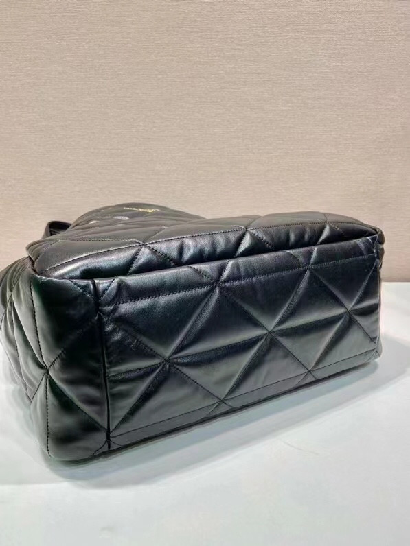 PRADA large tote Bag [1BG449] CELINE CHANEL ACCESSORIES LOEWE SHOES LOUIS VUITTON DIRO YSL OTHER BRAND HANDBAGS BALENCIAGA BOTTEGA VENETA GOYARD HERMES BURBERRY VALENTINO GUCCI FENDI MIUMIU CHLOE PRADA BVLGARI SUITCASE NEW ARRIVAL 