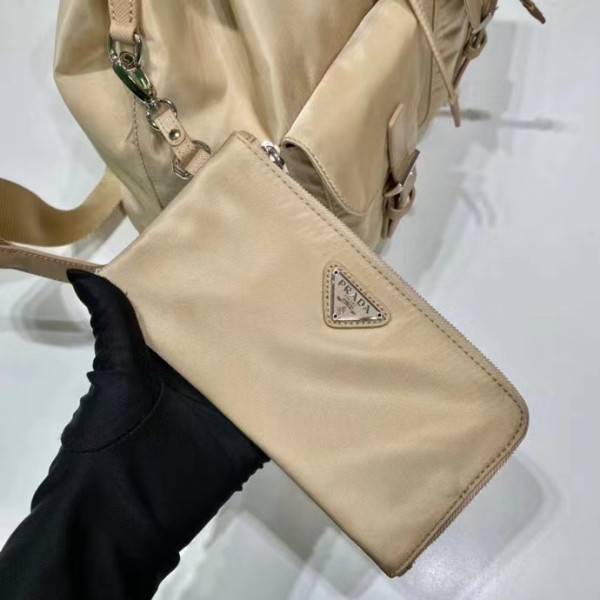 PRADA Re-Nylon Medium Backpack-32-15-30CM [C1M1X-095224] CELINE CHANEL ACCESSORIES LOEWE SHOES LOUIS VUITTON DIRO YSL OTHER BRAND HANDBAGS BALENCIAGA BOTTEGA VENETA GOYARD HERMES BURBERRY VALENTINO GUCCI FENDI MIUMIU CHLOE PRADA BVLGARI SUITCASE NEW ARRIVAL 