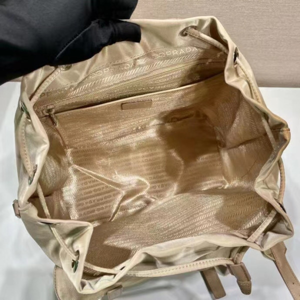 PRADA Re-Nylon Medium Backpack-32-15-30CM [C1M1X-095224] CELINE CHANEL ACCESSORIES LOEWE SHOES LOUIS VUITTON DIRO YSL OTHER BRAND HANDBAGS BALENCIAGA BOTTEGA VENETA GOYARD HERMES BURBERRY VALENTINO GUCCI FENDI MIUMIU CHLOE PRADA BVLGARI SUITCASE NEW ARRIVAL 