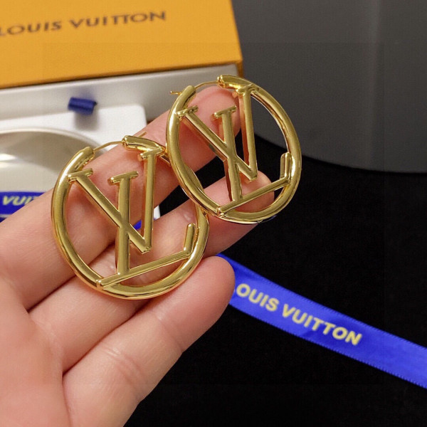 LOUIS VUITTON EARRINGS [C1M1V-035052] CELINE CHANEL ACCESSORIES LOEWE SHOES LOUIS VUITTON DIRO YSL OTHER BRAND HANDBAGS BALENCIAGA BOTTEGA VENETA GOYARD HERMES BURBERRY VALENTINO GUCCI FENDI MIUMIU CHLOE PRADA BVLGARI SUITCASE NEW ARRIVAL 