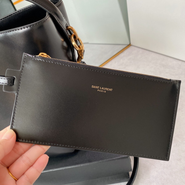 YSL LE 37 LARGE BAG-20*25*16CM [C1M1P-101326] CELINE CHANEL ACCESSORIES LOEWE SHOES LOUIS VUITTON DIRO YSL OTHER BRAND HANDBAGS BALENCIAGA BOTTEGA VENETA GOYARD HERMES BURBERRY VALENTINO GUCCI FENDI MIUMIU CHLOE PRADA BVLGARI SUITCASE NEW ARRIVAL 