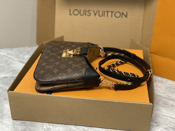 LOUIS VUITTON TWINNY [M46659] CELINE CHANEL ACCESSORIES LOEWE SHOES LOUIS VUITTON DIRO YSL OTHER BRAND HANDBAGS BALENCIAGA BOTTEGA VENETA GOYARD HERMES BURBERRY VALENTINO GUCCI FENDI MIUMIU CHLOE PRADA BVLGARI SUITCASE NEW ARRIVAL 