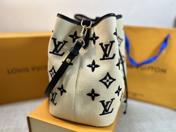 LOUIS VUITTON N?ONO? MM [M23080] CELINE CHANEL ACCESSORIES LOEWE SHOES LOUIS VUITTON DIRO YSL OTHER BRAND HANDBAGS BALENCIAGA BOTTEGA VENETA GOYARD HERMES BURBERRY VALENTINO GUCCI FENDI MIUMIU CHLOE PRADA BVLGARI SUITCASE NEW ARRIVAL 