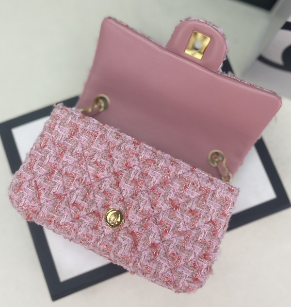 CL FLAP BAG-20CM/25CM [C1M1I-065654] CELINE CHANEL ACCESSORIES LOEWE SHOES LOUIS VUITTON DIRO YSL OTHER BRAND HANDBAGS BALENCIAGA BOTTEGA VENETA GOYARD HERMES BURBERRY VALENTINO GUCCI FENDI MIUMIU CHLOE PRADA BVLGARI SUITCASE NEW ARRIVAL 