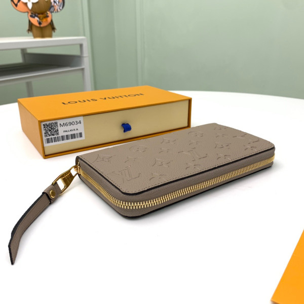 (image for) LOUIS VUITTON ZIPPY WALLET