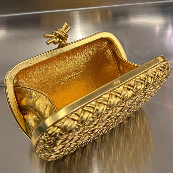 (image for) BOTTEGA VENETA Knot Minaudiere
