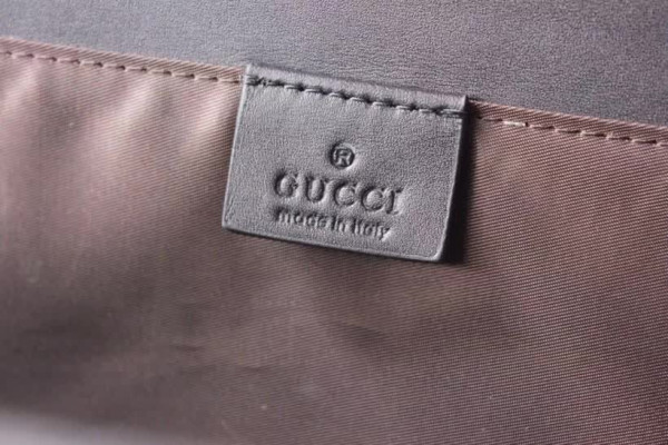 GUCCI GG Supreme diaper bag (image for) GUCCI GG Supreme diaper bag