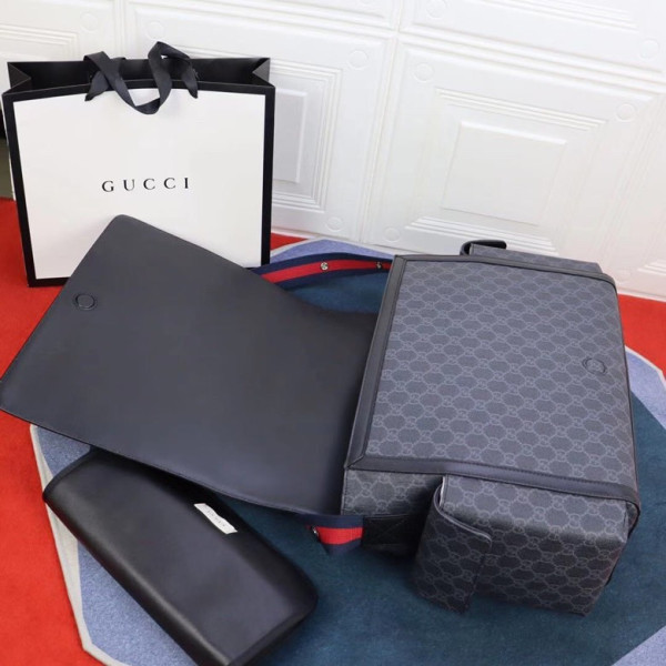 GUCCI GG Supreme diaper bag (image for) GUCCI GG Supreme diaper bag
