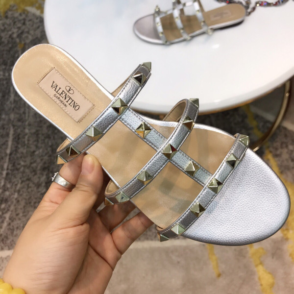 (image for) VALENTINO ROCKSTUD CALFSKIN LEATHER SLIDE SANDAL