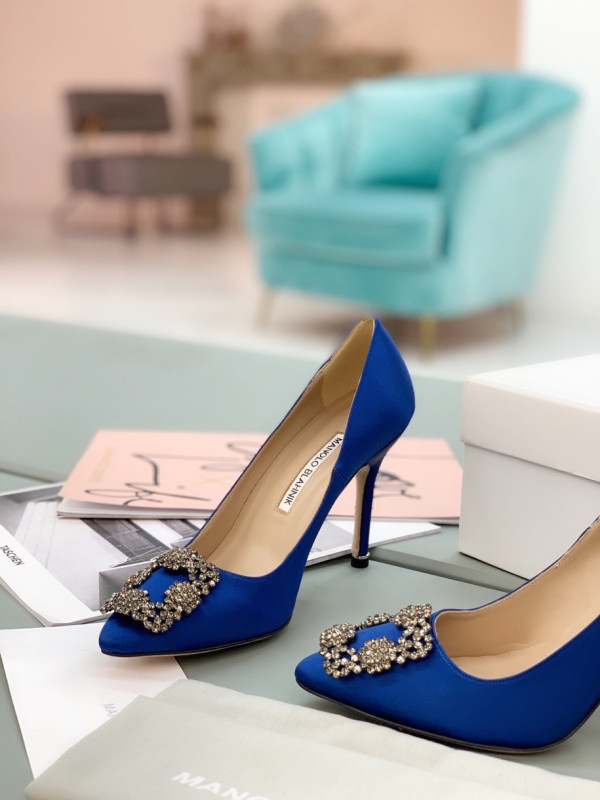 MANOLO BLAHNNIK PUMPS (image for) MANOLO BLAHNNIK PUMPS