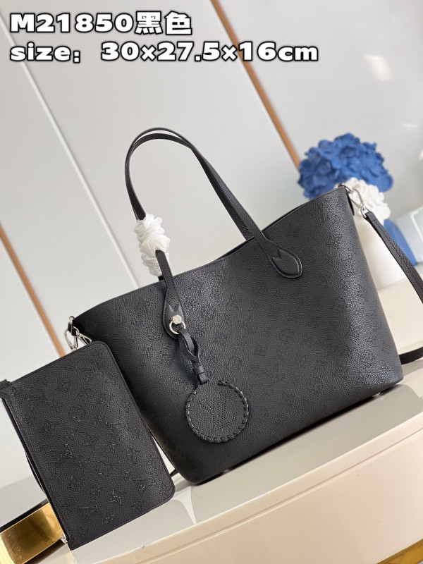 (image for) LOUIS VUITTON BLOSSOM MM