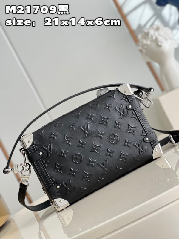 (image for) LOUIS VUITTON SIDE TRUNK MM
