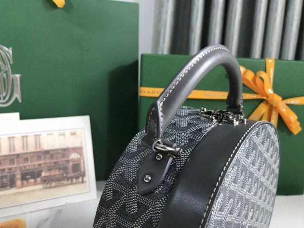 (image for) GOYARD The Alto Hatbox Trunk Bag