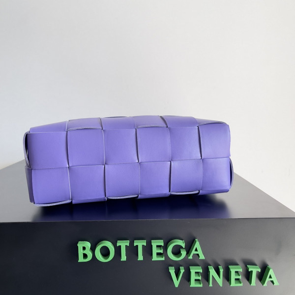 (image for) BOTTEGA VENETA BRICK CASSETTE