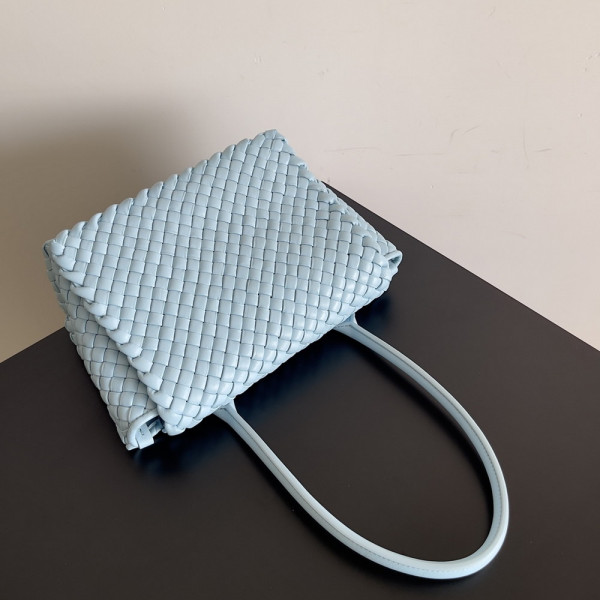(image for) BOTTEGA VENETA Patti Top Handle Bag