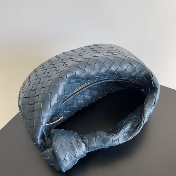 BOTTEGA VENETA Teen Jodie [C1ESS-070008] CELINE CHANEL ACCESSORIES LOEWE SHOES LOUIS VUITTON DIRO YSL OTHER BRAND HANDBAGS BALENCIAGA BOTTEGA VENETA GOYARD HERMES BURBERRY VALENTINO GUCCI FENDI MIUMIU CHLOE PRADA BVLGARI SUITCASE NEW ARRIVAL 