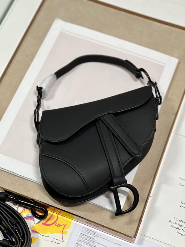 DIRO MINI SADDLE BAG WITH STRAP [C1ESQ-085747] CELINE CHANEL ACCESSORIES LOEWE SHOES LOUIS VUITTON DIRO YSL OTHER BRAND HANDBAGS BALENCIAGA BOTTEGA VENETA GOYARD HERMES BURBERRY VALENTINO GUCCI FENDI MIUMIU CHLOE PRADA BVLGARI SUITCASE NEW ARRIVAL 