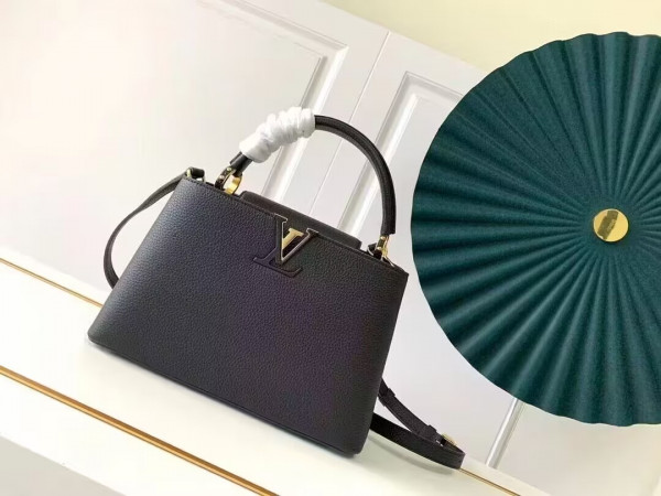 LOUIS VUITTON CAPUCINES MM [C1ESO-034306] CELINE CHANEL ACCESSORIES LOEWE SHOES LOUIS VUITTON DIRO YSL OTHER BRAND HANDBAGS BALENCIAGA BOTTEGA VENETA GOYARD HERMES BURBERRY VALENTINO GUCCI FENDI MIUMIU CHLOE PRADA BVLGARI SUITCASE NEW ARRIVAL 