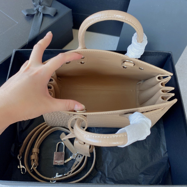 YSL SAC DE JOUR NANO [C1ES9-035103] CELINE CHANEL ACCESSORIES LOEWE SHOES LOUIS VUITTON DIRO YSL OTHER BRAND HANDBAGS BALENCIAGA BOTTEGA VENETA GOYARD HERMES BURBERRY VALENTINO GUCCI FENDI MIUMIU CHLOE PRADA BVLGARI SUITCASE NEW ARRIVAL 