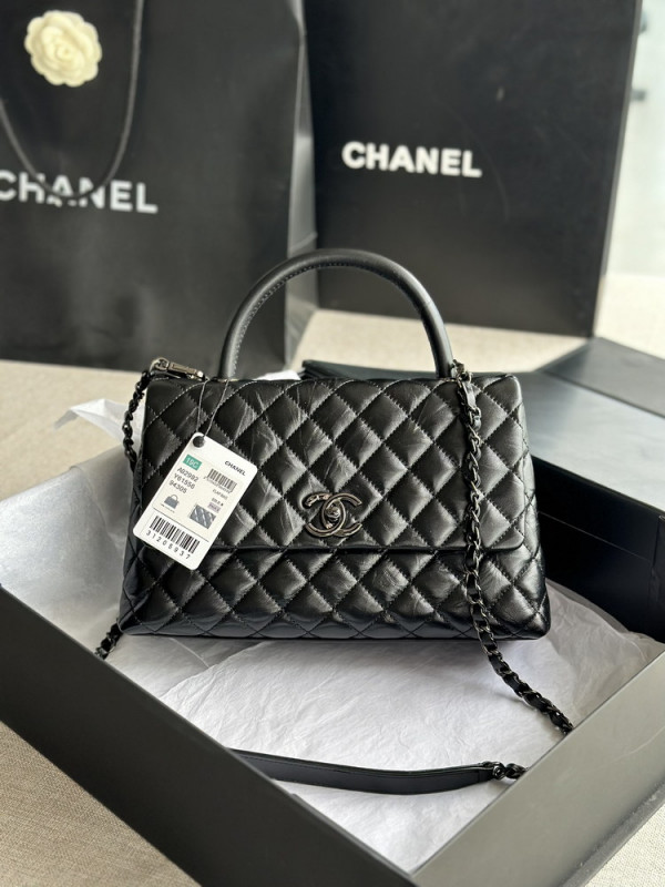 CL LARGE FLAP BAG WITH TOP HANDLE [C1ES8-094523] CELINE CHANEL ACCESSORIES LOEWE SHOES LOUIS VUITTON DIRO YSL OTHER BRAND HANDBAGS BALENCIAGA BOTTEGA VENETA GOYARD HERMES BURBERRY VALENTINO GUCCI FENDI MIUMIU CHLOE PRADA BVLGARI SUITCASE NEW ARRIVAL 