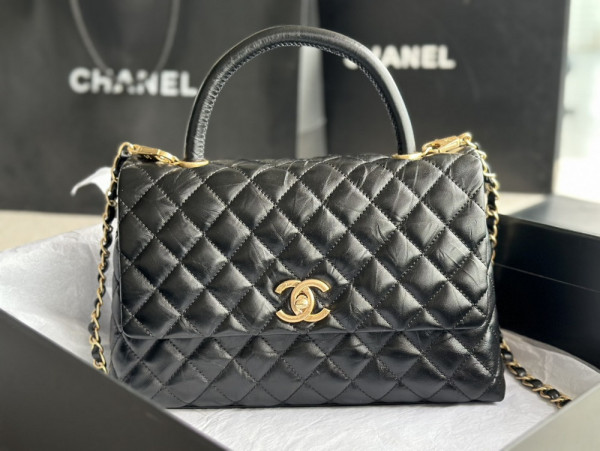 CL LARGE FLAP BAG WITH TOP HANDLE [C1ES8-094119] CELINE CHANEL ACCESSORIES LOEWE SHOES LOUIS VUITTON DIRO YSL OTHER BRAND HANDBAGS BALENCIAGA BOTTEGA VENETA GOYARD HERMES BURBERRY VALENTINO GUCCI FENDI MIUMIU CHLOE PRADA BVLGARI SUITCASE NEW ARRIVAL 