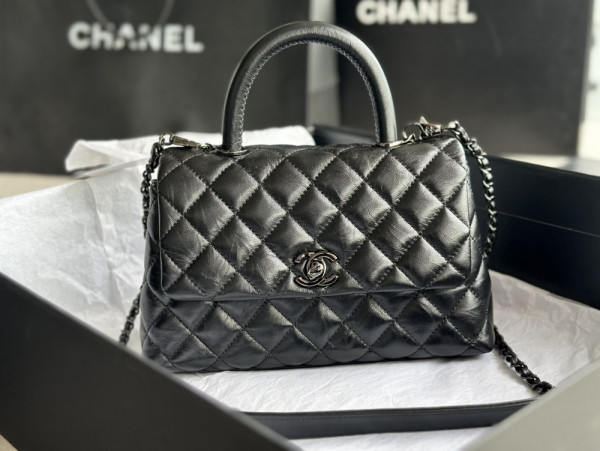 CL FLAP BAG WITH TOP HANDLE [C1ES8-094010] CELINE CHANEL ACCESSORIES LOEWE SHOES LOUIS VUITTON DIRO YSL OTHER BRAND HANDBAGS BALENCIAGA BOTTEGA VENETA GOYARD HERMES BURBERRY VALENTINO GUCCI FENDI MIUMIU CHLOE PRADA BVLGARI SUITCASE NEW ARRIVAL 