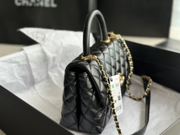 CL FLAP BAG WITH TOP HANDLE [C1ES8-093715] CELINE CHANEL ACCESSORIES LOEWE SHOES LOUIS VUITTON DIRO YSL OTHER BRAND HANDBAGS BALENCIAGA BOTTEGA VENETA GOYARD HERMES BURBERRY VALENTINO GUCCI FENDI MIUMIU CHLOE PRADA BVLGARI SUITCASE NEW ARRIVAL 