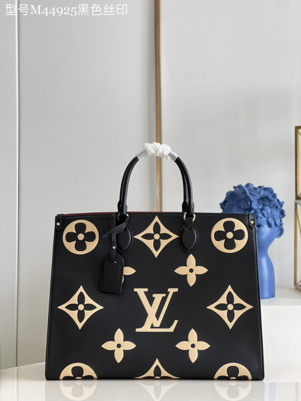 LOUIS VUITTON CABAS ONTHEGO GM [M45945] CELINE CHANEL ACCESSORIES LOEWE SHOES LOUIS VUITTON DIRO YSL OTHER BRAND HANDBAGS BALENCIAGA BOTTEGA VENETA GOYARD HERMES BURBERRY VALENTINO GUCCI FENDI MIUMIU CHLOE PRADA BVLGARI SUITCASE NEW ARRIVAL 