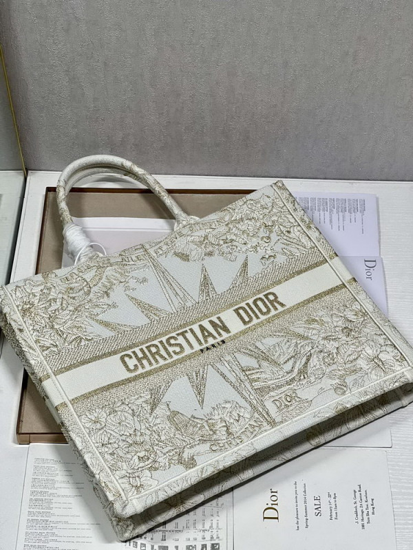 Large Diro Book Tote-42*35*18.5cm [C1ES2-030246] CELINE CHANEL ACCESSORIES LOEWE SHOES LOUIS VUITTON DIRO YSL OTHER BRAND HANDBAGS BALENCIAGA BOTTEGA VENETA GOYARD HERMES BURBERRY VALENTINO GUCCI FENDI MIUMIU CHLOE PRADA BVLGARI SUITCASE NEW ARRIVAL 