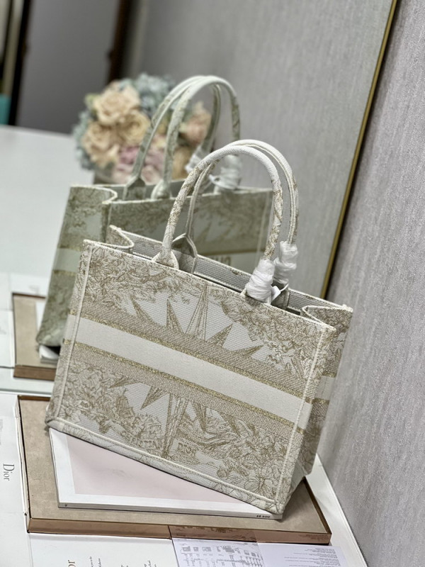 MEDIUM DIRO BOOK TOTE-36*18*28CM [C1ES2-025923] CELINE CHANEL ACCESSORIES LOEWE SHOES LOUIS VUITTON DIRO YSL OTHER BRAND HANDBAGS BALENCIAGA BOTTEGA VENETA GOYARD HERMES BURBERRY VALENTINO GUCCI FENDI MIUMIU CHLOE PRADA BVLGARI SUITCASE NEW ARRIVAL 