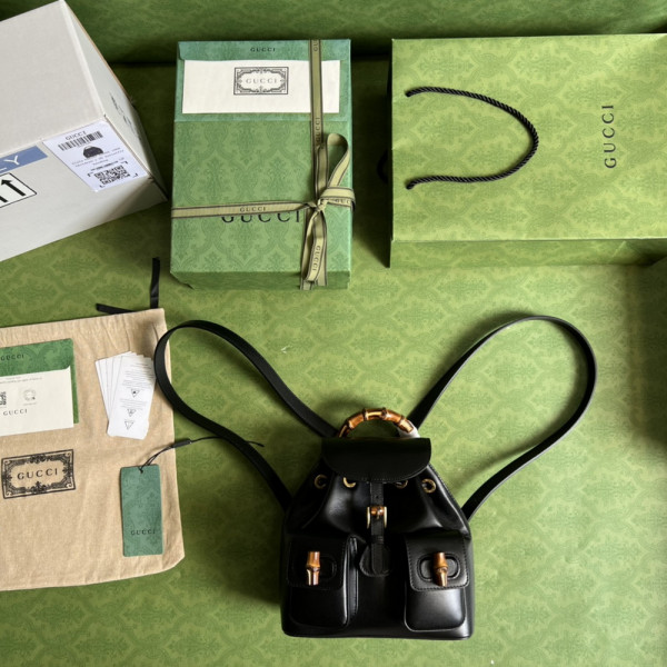 GUCCI Bamboo small backpack [702101-4] CELINE CHANEL ACCESSORIES LOEWE SHOES LOUIS VUITTON DIRO YSL OTHER BRAND HANDBAGS BALENCIAGA BOTTEGA VENETA GOYARD HERMES BURBERRY VALENTINO GUCCI FENDI MIUMIU CHLOE PRADA BVLGARI SUITCASE NEW ARRIVAL 