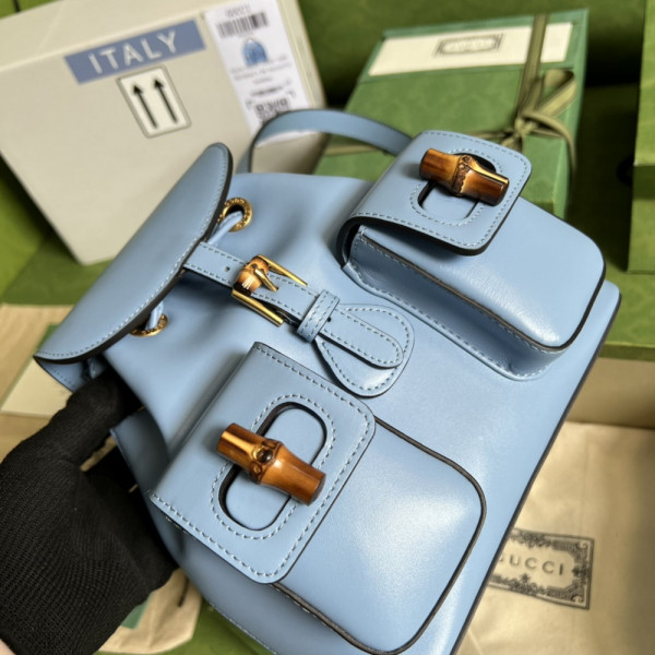 GUCCI Bamboo small backpack [702101-3] CELINE CHANEL ACCESSORIES LOEWE SHOES LOUIS VUITTON DIRO YSL OTHER BRAND HANDBAGS BALENCIAGA BOTTEGA VENETA GOYARD HERMES BURBERRY VALENTINO GUCCI FENDI MIUMIU CHLOE PRADA BVLGARI SUITCASE NEW ARRIVAL 