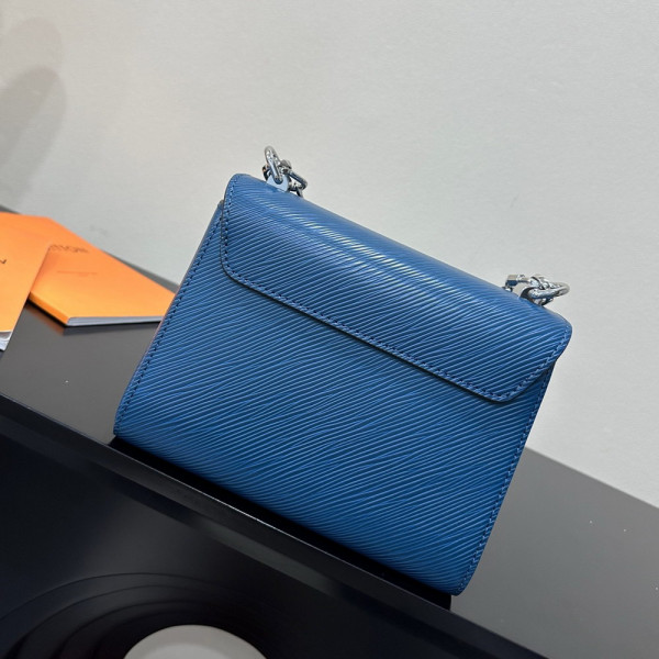 LOUIS VUITTON TWIST PM [M21033] CELINE CHANEL ACCESSORIES LOEWE SHOES LOUIS VUITTON DIRO YSL OTHER BRAND HANDBAGS BALENCIAGA BOTTEGA VENETA GOYARD HERMES BURBERRY VALENTINO GUCCI FENDI MIUMIU CHLOE PRADA BVLGARI SUITCASE NEW ARRIVAL 