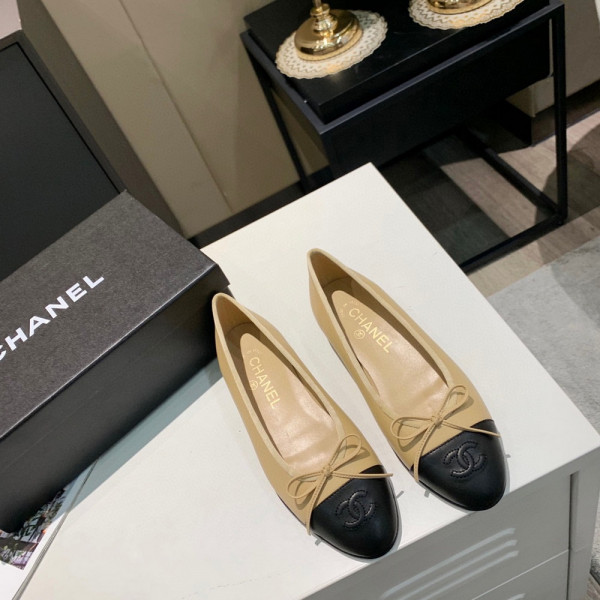 CL Ballet Flats [C1ES7-025044] CELINE CHANEL ACCESSORIES LOEWE SHOES LOUIS VUITTON DIRO YSL OTHER BRAND HANDBAGS BALENCIAGA BOTTEGA VENETA GOYARD HERMES BURBERRY VALENTINO GUCCI FENDI MIUMIU CHLOE PRADA BVLGARI SUITCASE NEW ARRIVAL 
