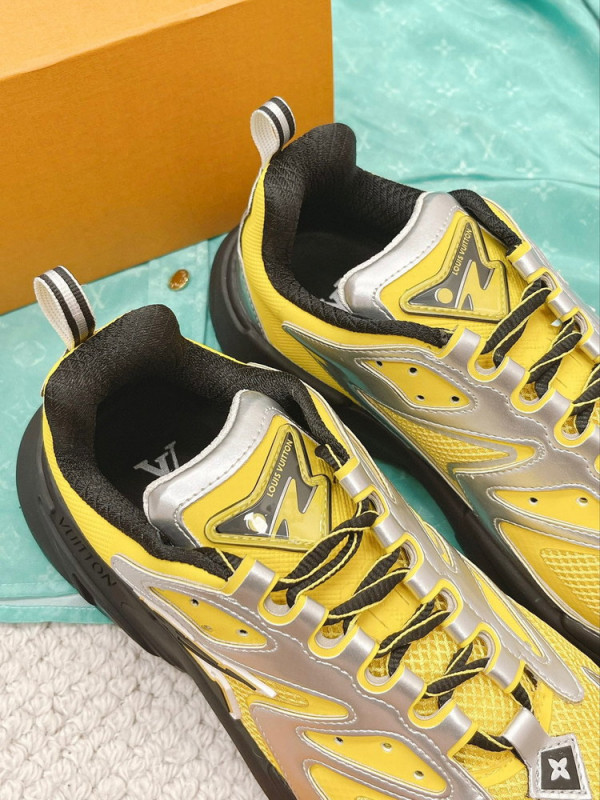 LOUIS VUITTON RUNNER TATIC SNEAKER [1AA3A8] CELINE CHANEL ACCESSORIES LOEWE SHOES LOUIS VUITTON DIRO YSL OTHER BRAND HANDBAGS BALENCIAGA BOTTEGA VENETA GOYARD HERMES BURBERRY VALENTINO GUCCI FENDI MIUMIU CHLOE PRADA BVLGARI SUITCASE NEW ARRIVAL 