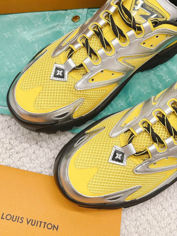 LOUIS VUITTON RUNNER TATIC SNEAKER [1AA3A8] CELINE CHANEL ACCESSORIES LOEWE SHOES LOUIS VUITTON DIRO YSL OTHER BRAND HANDBAGS BALENCIAGA BOTTEGA VENETA GOYARD HERMES BURBERRY VALENTINO GUCCI FENDI MIUMIU CHLOE PRADA BVLGARI SUITCASE NEW ARRIVAL 