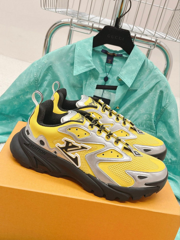 LOUIS VUITTON RUNNER TATIC SNEAKER [1AA3A8] CELINE CHANEL ACCESSORIES LOEWE SHOES LOUIS VUITTON DIRO YSL OTHER BRAND HANDBAGS BALENCIAGA BOTTEGA VENETA GOYARD HERMES BURBERRY VALENTINO GUCCI FENDI MIUMIU CHLOE PRADA BVLGARI SUITCASE NEW ARRIVAL 