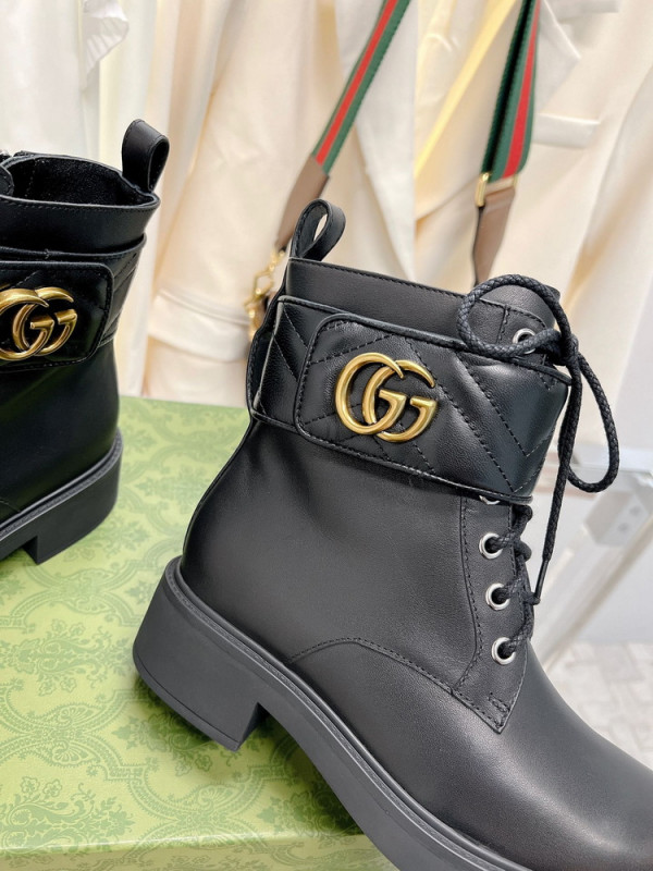 (image for) GUCCI Women's ankle boot with Double G