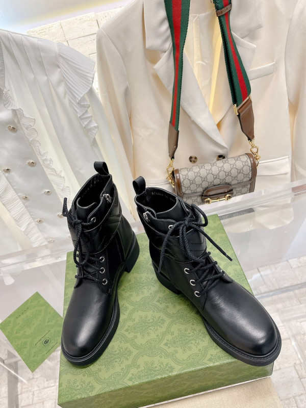 GUCCI Women's ankle boot with Double G [670397 17K20 1000] CELINE CHANEL ACCESSORIES LOEWE SHOES LOUIS VUITTON DIRO YSL OTHER BRAND HANDBAGS BALENCIAGA BOTTEGA VENETA GOYARD HERMES BURBERRY VALENTINO GUCCI FENDI MIUMIU CHLOE PRADA BVLGARI SUITCASE NEW ARRIVAL 