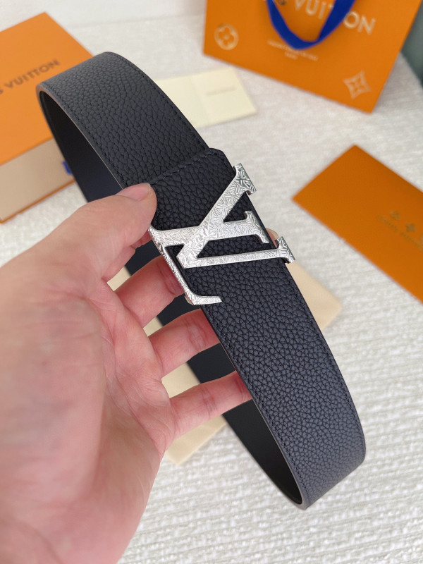 (image for) LOUIS VUITTON BELT